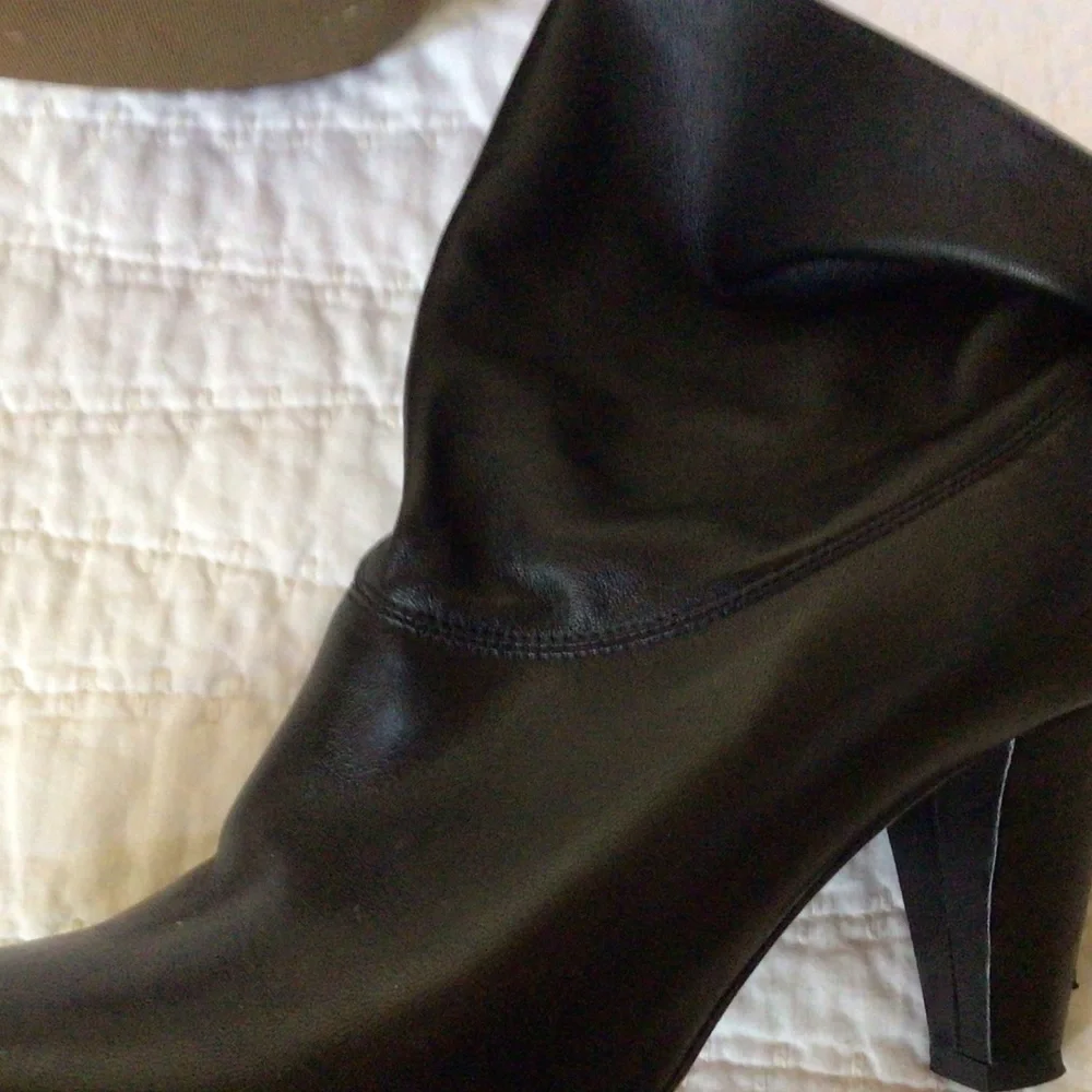Brian Atwood ankle boots, 38.5 - Picture 6 of 12